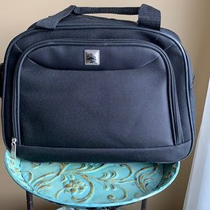 Carryon bag